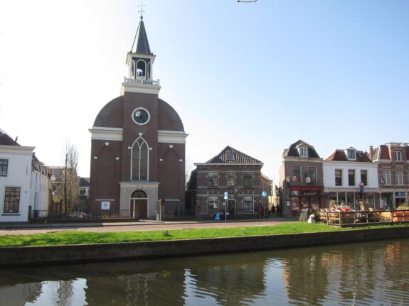 Kromme Elleboogsteeg 1, Weesp